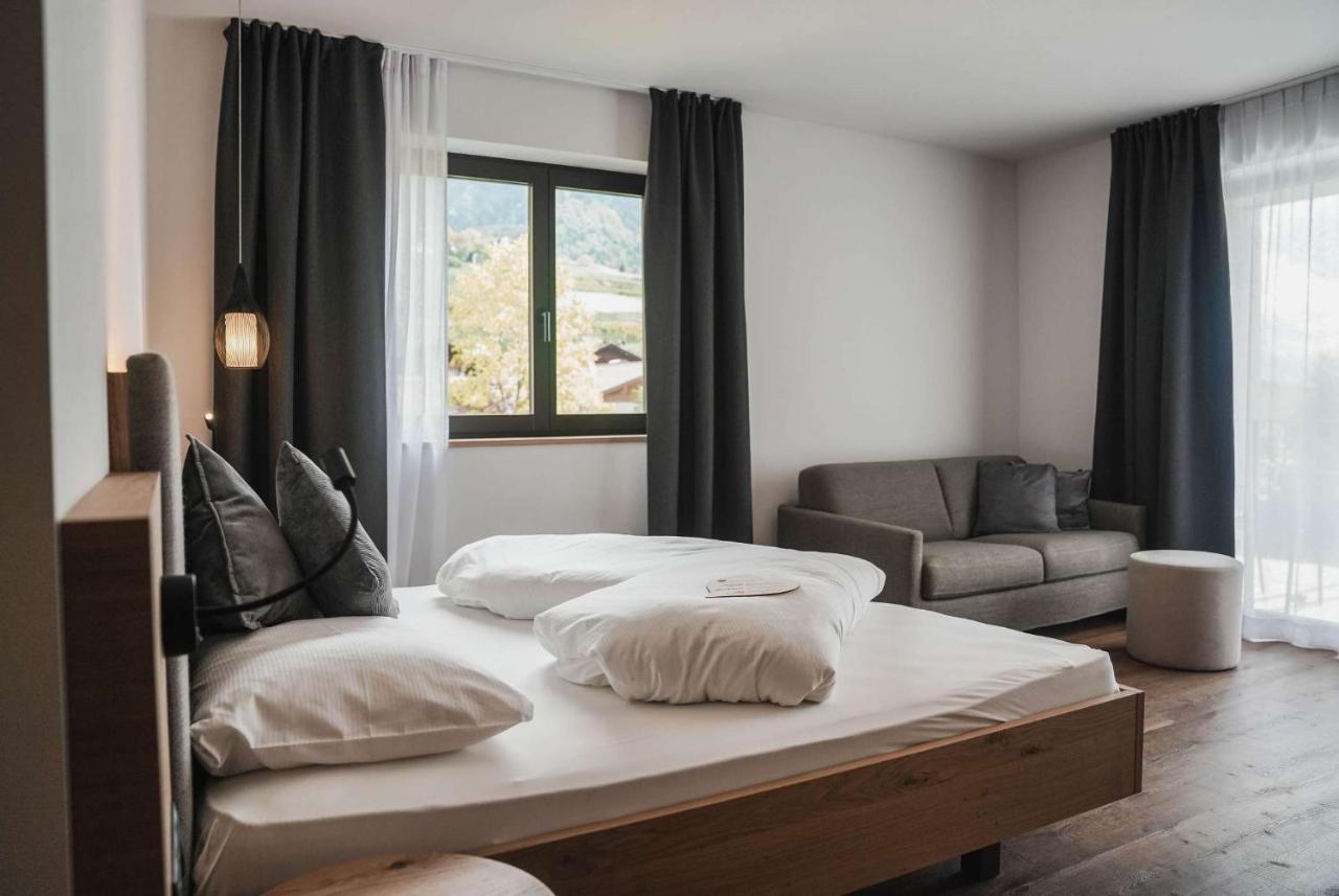 Guesthouse Karnatsch Parcines Dış mekan fotoğraf